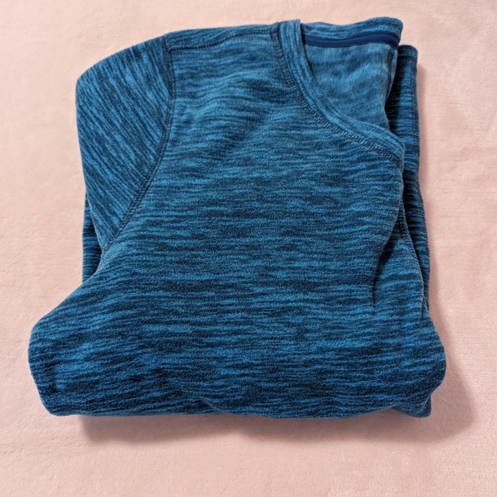 🩵3/$15 NWT St. John's Bay Women's VNeck Long Sleeve Top - Picture 2 of 11